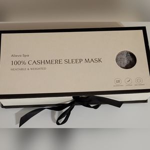 100% cashmere sleep mask